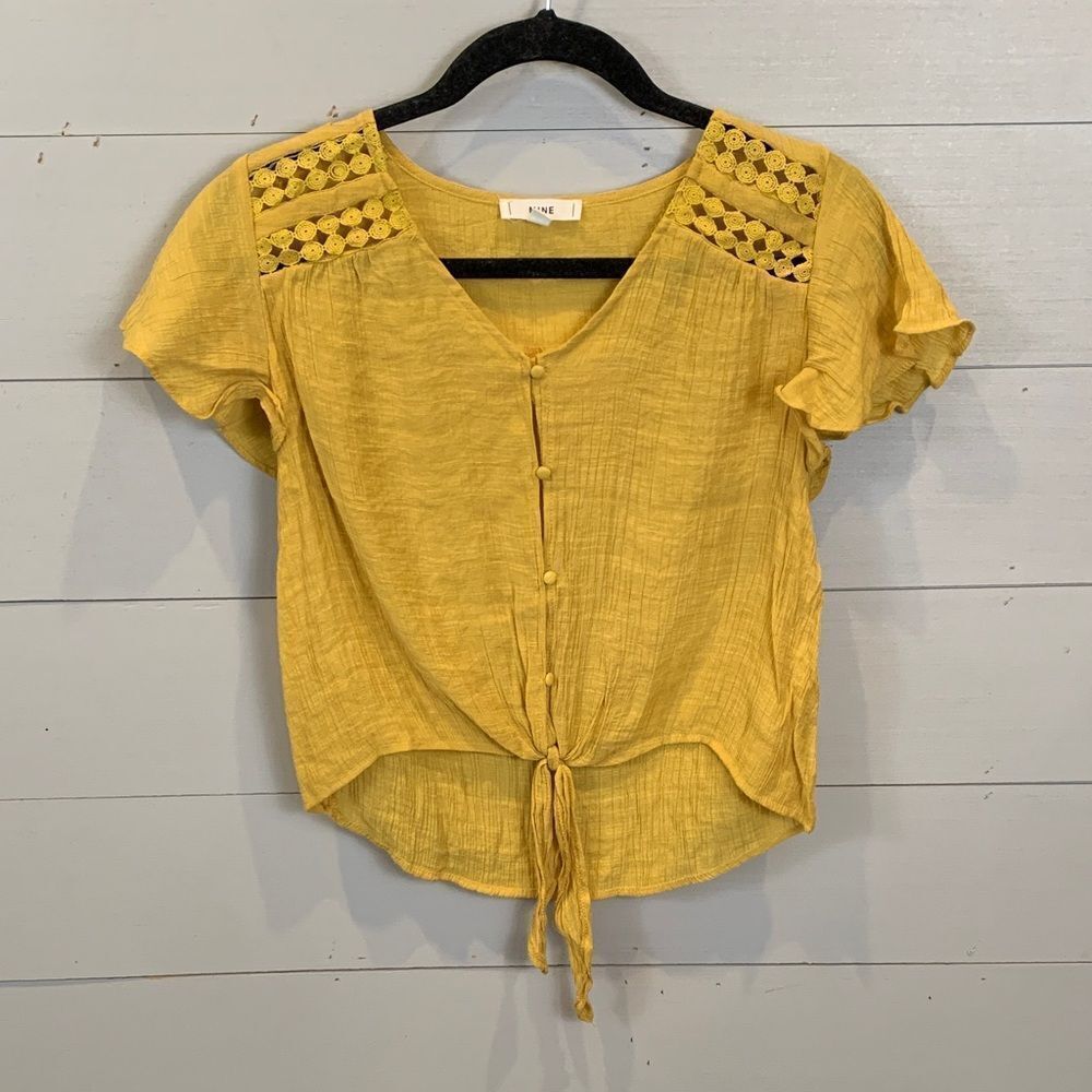 Mine Mustard Button-Front Blouse gauze lace front tie small